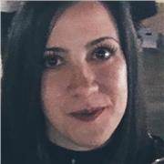 Laureata in Archeologia e Storia dell'Arte con il massimo dei voti impartisce lezioni private